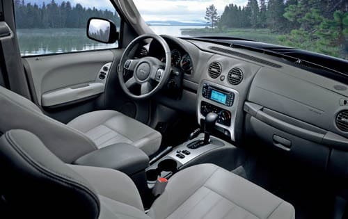 2006 Jeep Liberty interior I