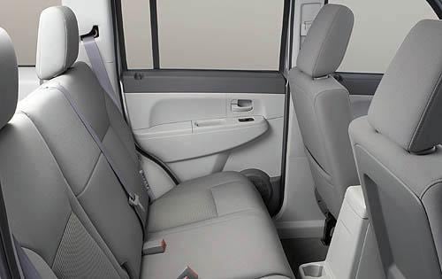 2008 Jeep Liberty interior RI