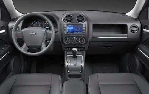 2010 Jeep Patriot interior I