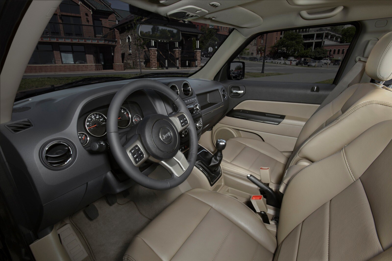 2016 Jeep Patriot front safety I