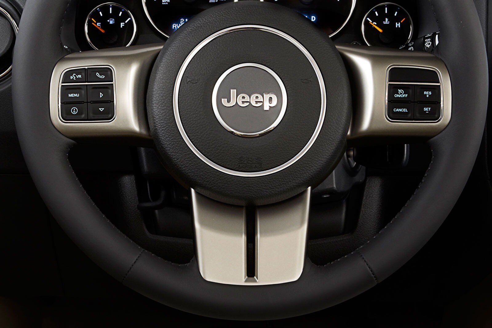 2017 Jeep Patriot interior SWD