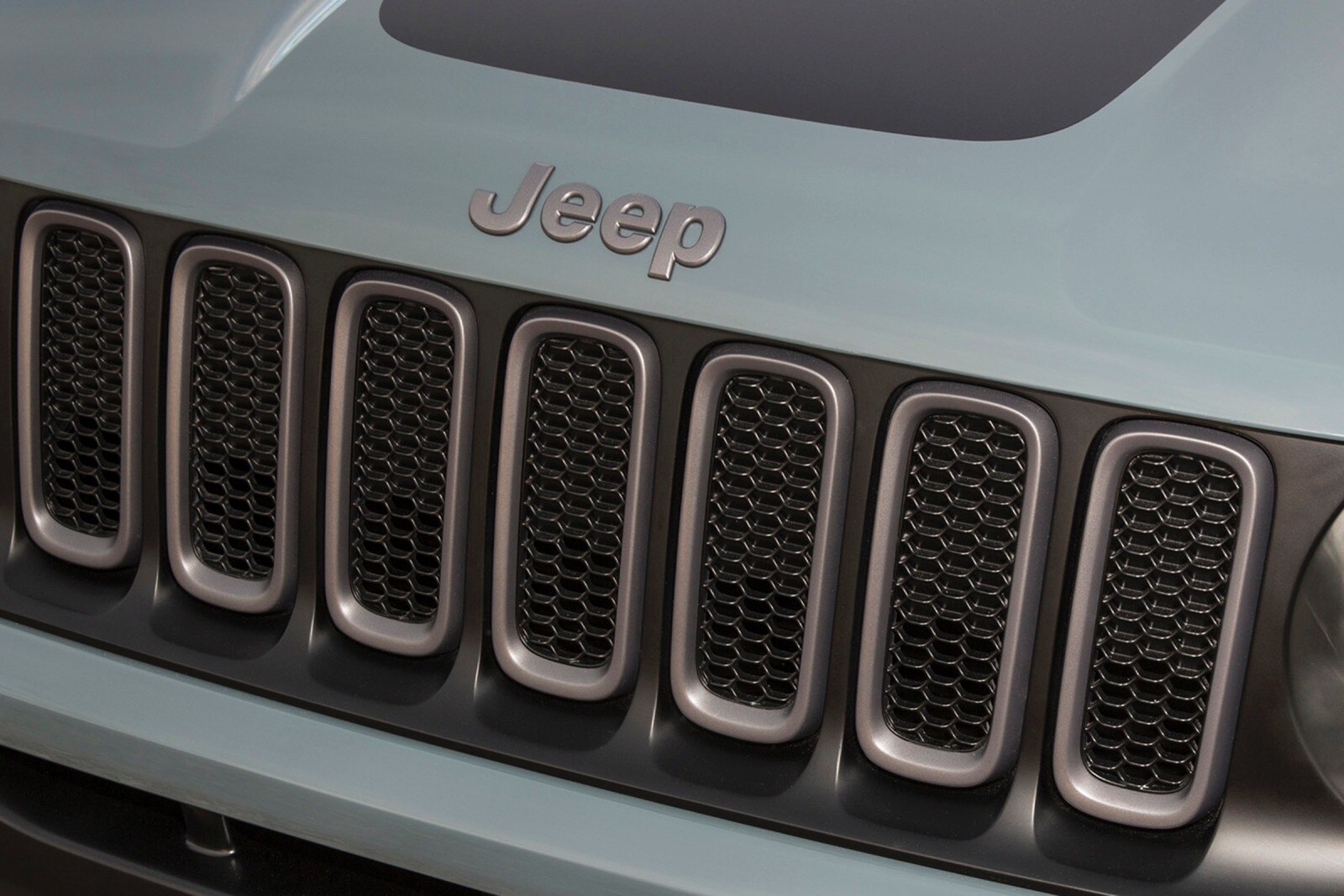 2016 Jeep Renegade exterior FBDG