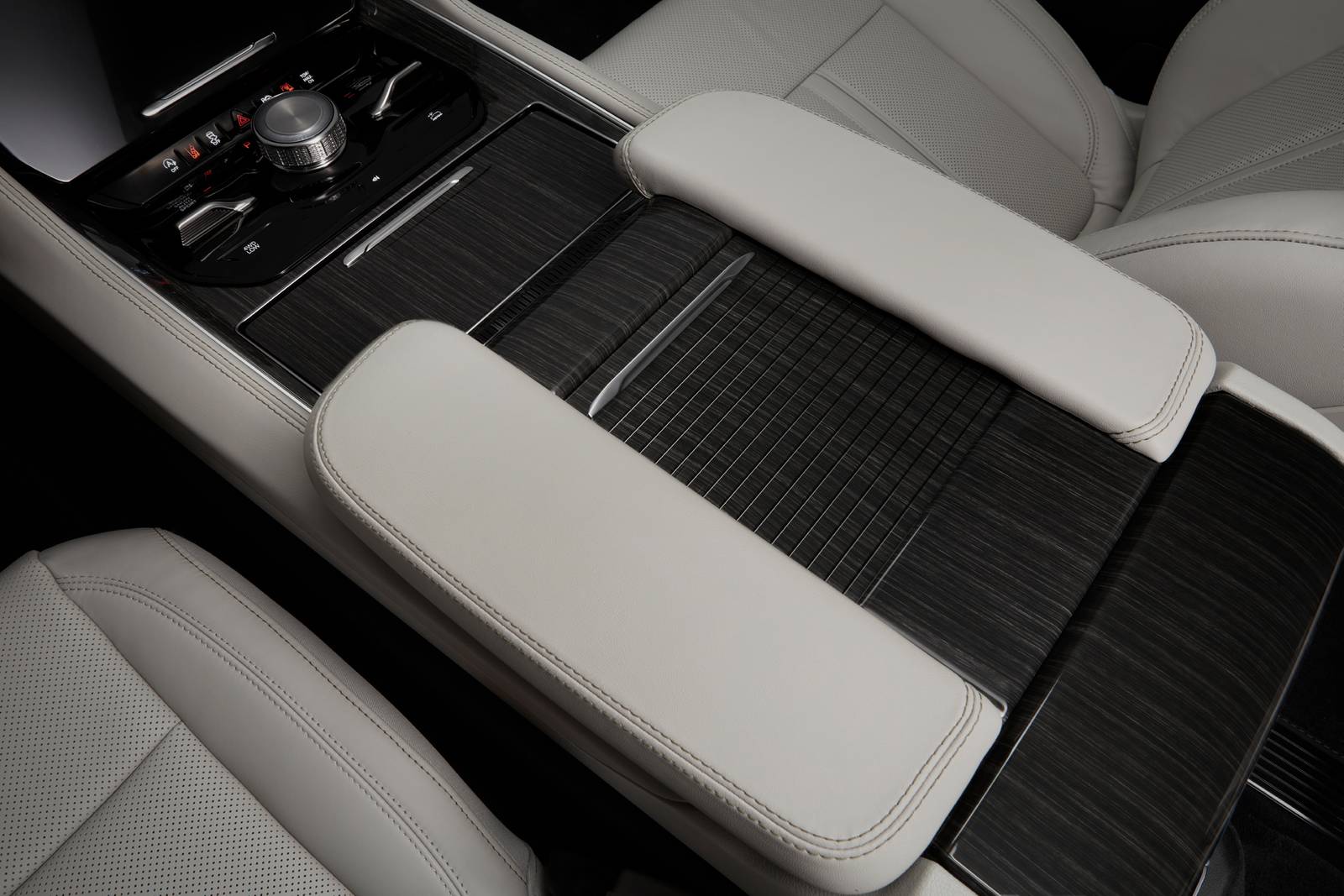 2023 Jeep Wagoneer L front safety DETAIL