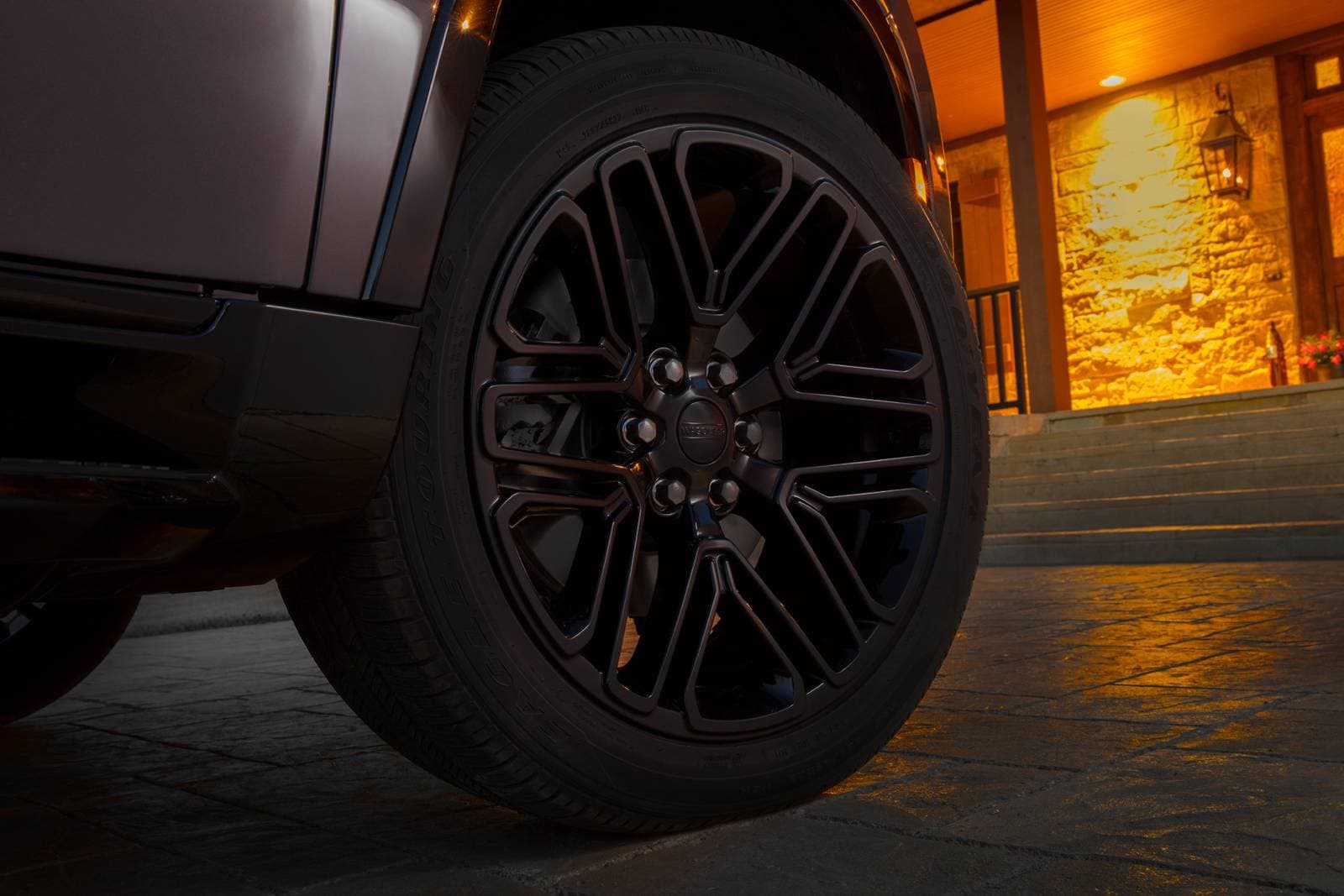 2023 Jeep Wagoneer exterior W