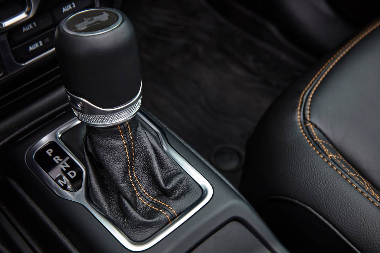 2021 Jeep Wrangler interior SHF