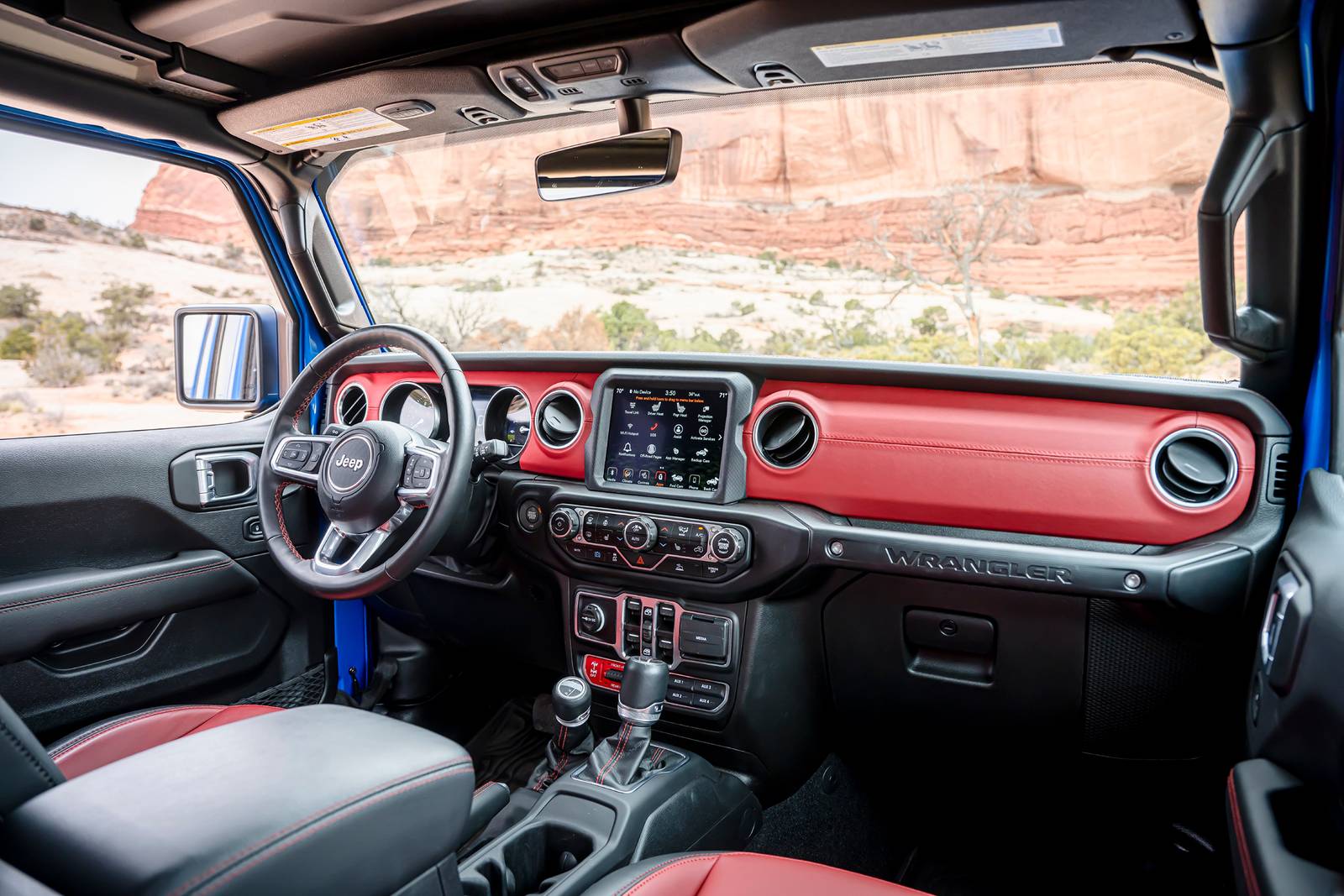 2023 Jeep Wrangler interior D