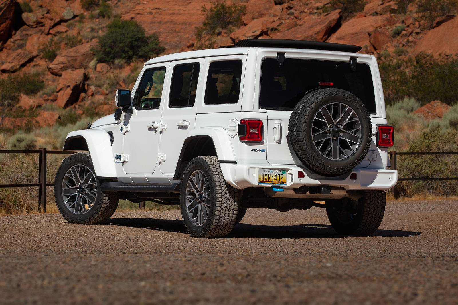 2024 Jeep Wrangler exterior FQ