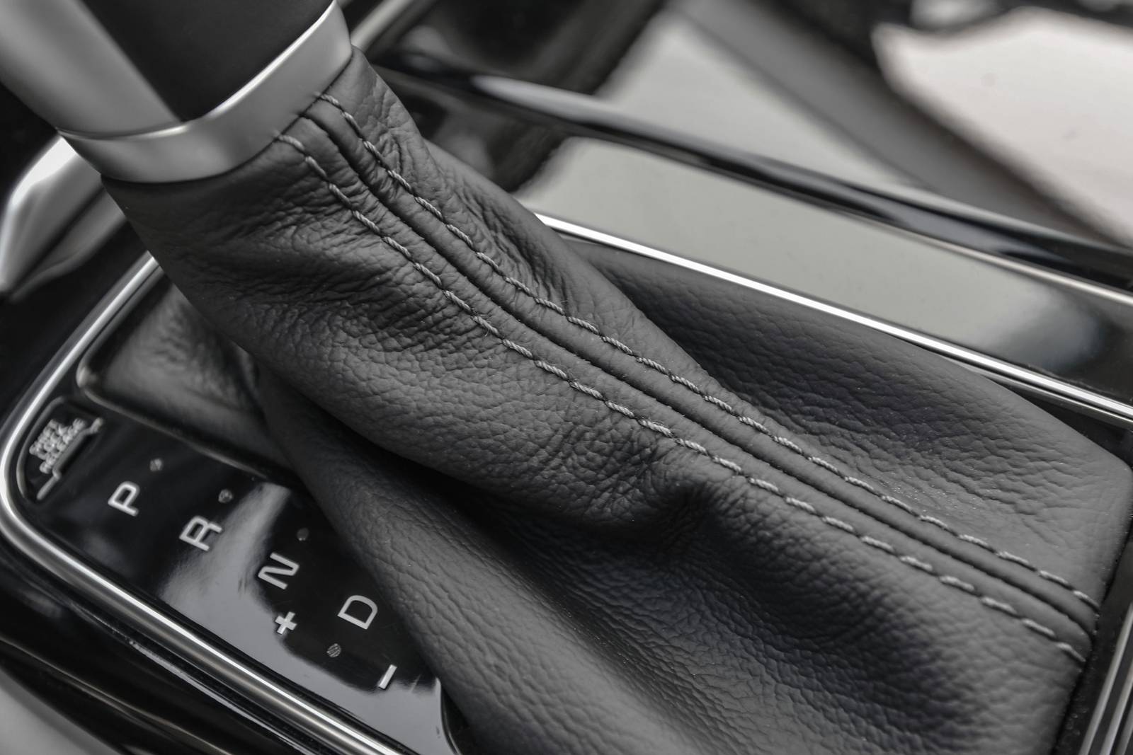 2017 Kia Cadenza front safety DETAIL