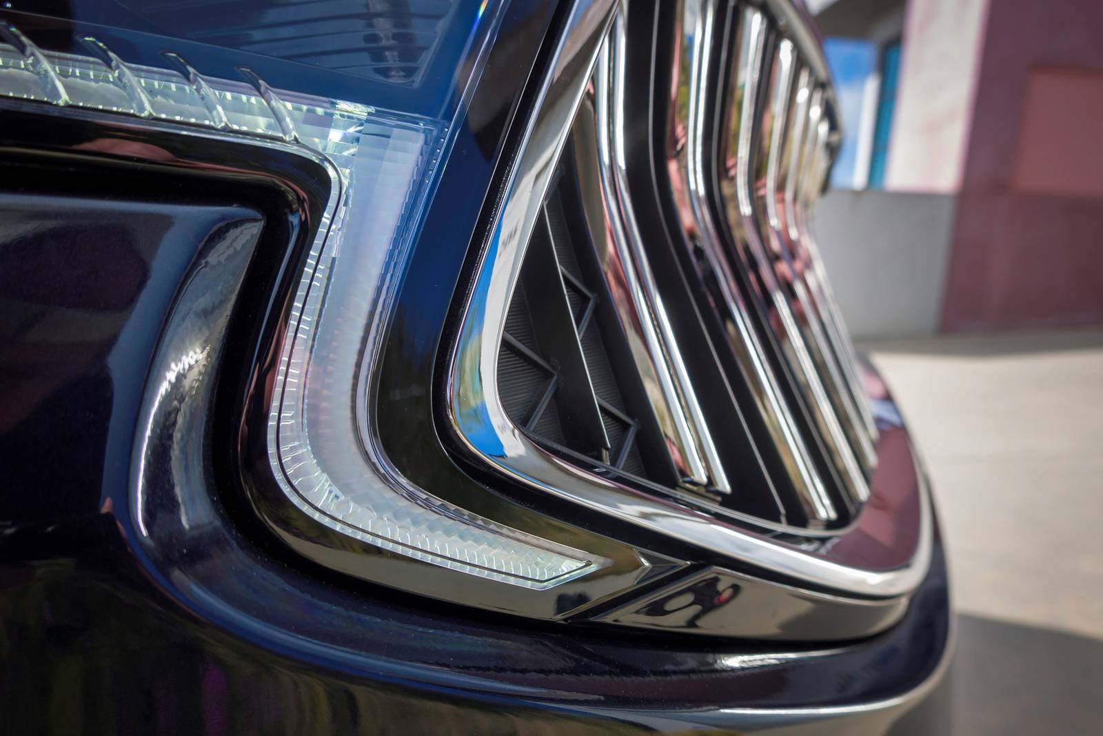 2020 Kia Cadenza exterior EDETAIL