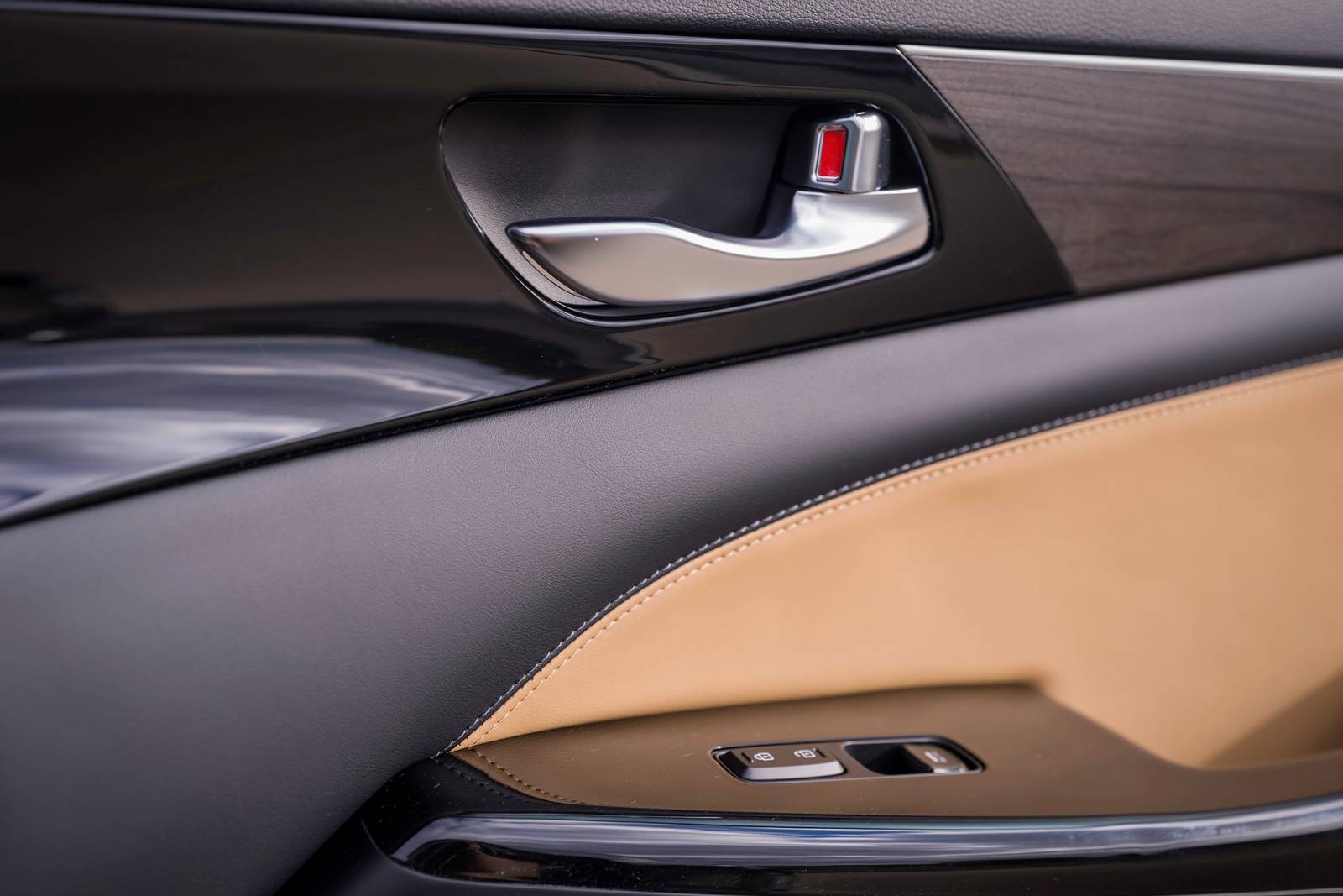 2020 Kia Cadenza interior DETAIL