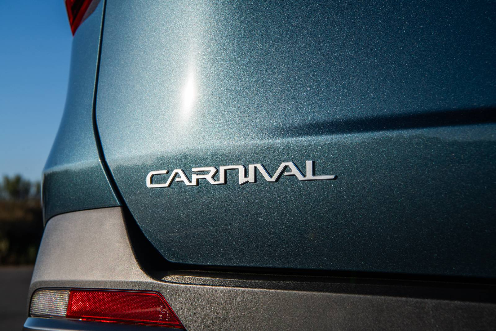 2025 Kia Carnival exterior RBDG