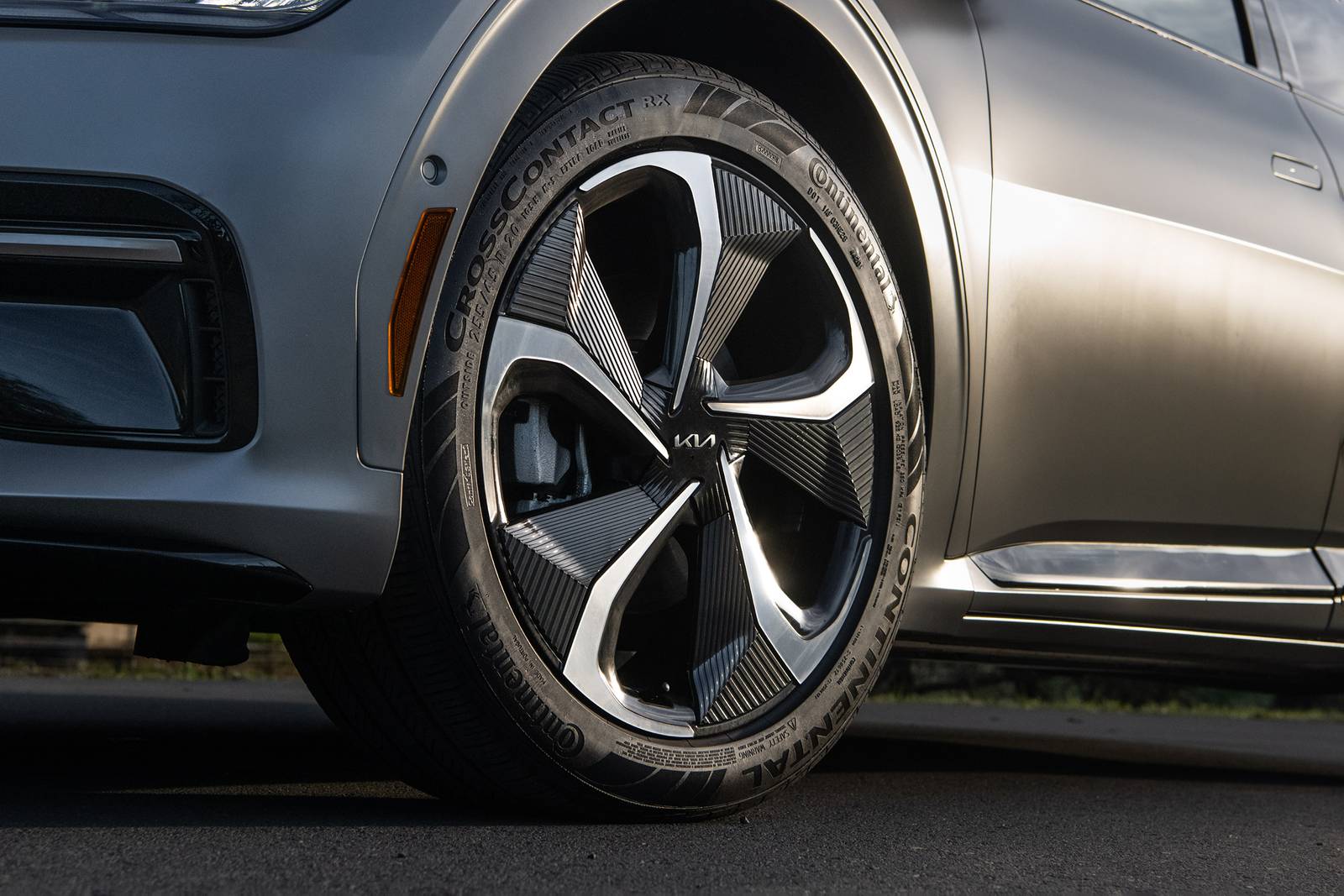 2023 Kia Ev6 exterior W