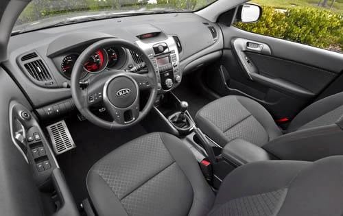 2011 Kia Forte interior I
