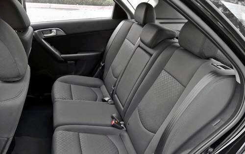 2012 Kia Forte interior RI