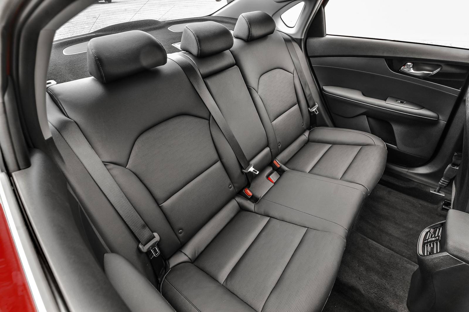 2019 Kia Forte interior RI