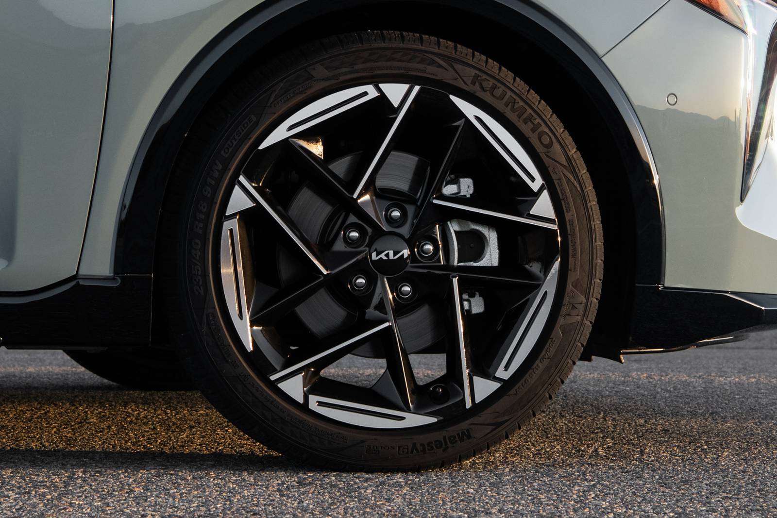 2025 Kia K4 exterior W