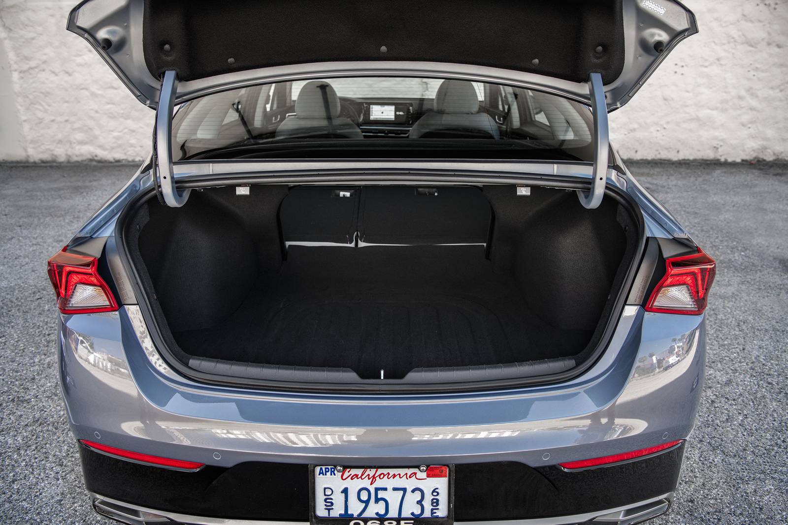 2022 Kia K5 front safety CARGO