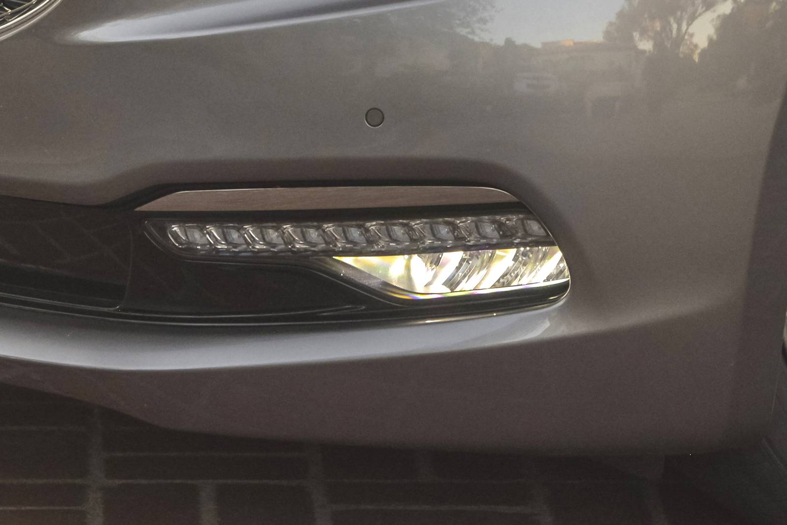 2017 Kia K900 exterior FOG