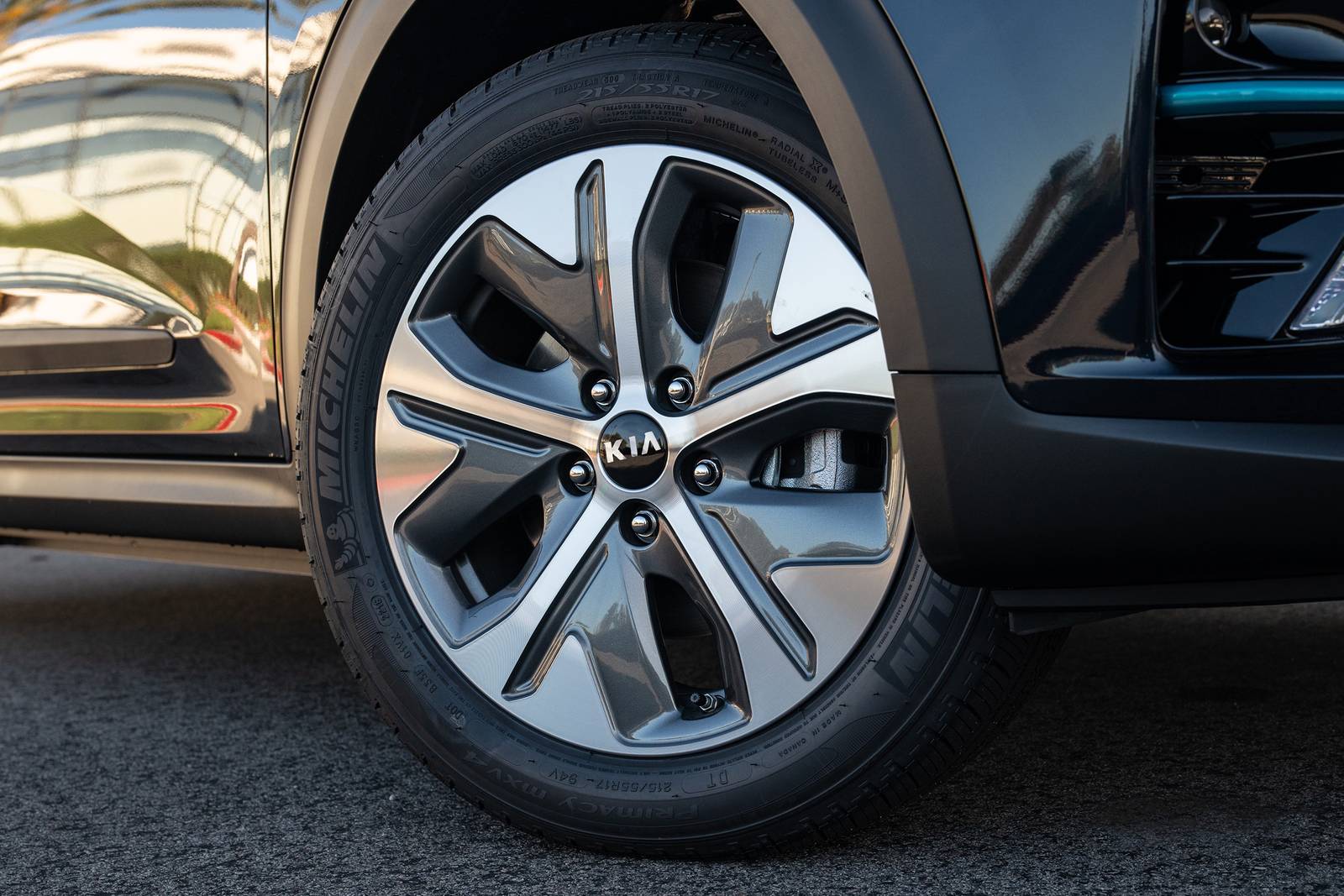 2019 Kia Niro exterior W