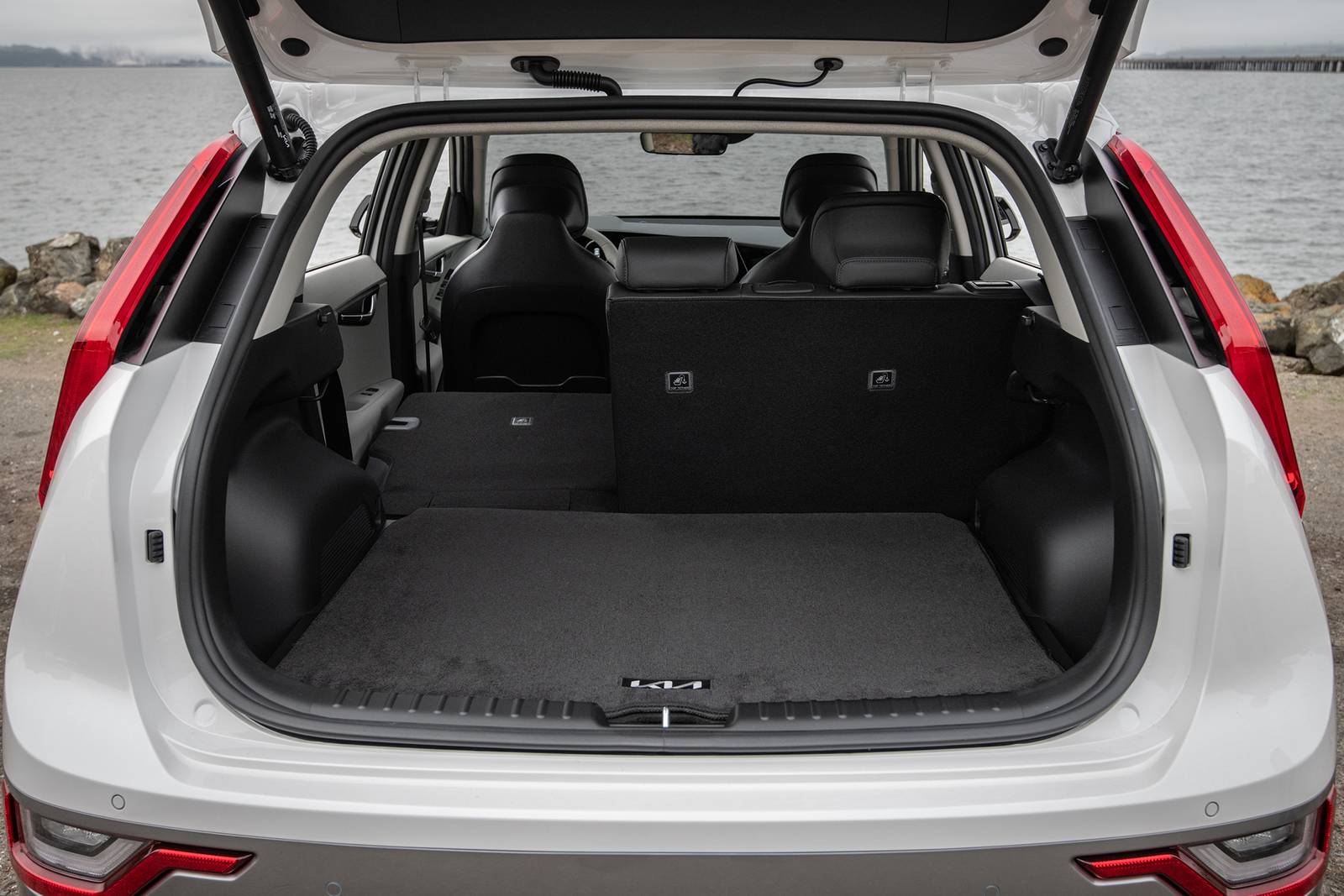 2023 Kia Niro interior RSD