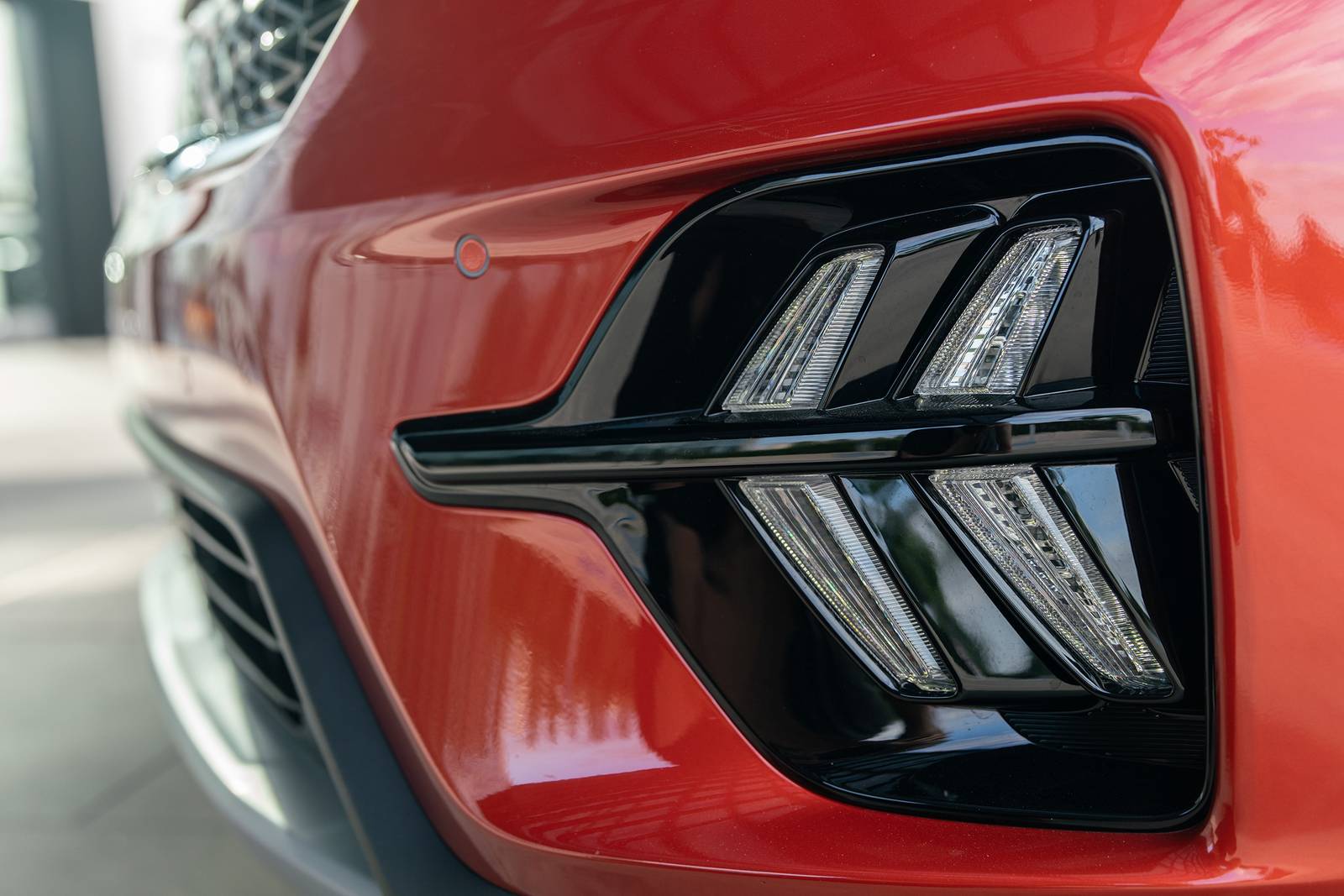 2020 Kia Niro exterior FOG