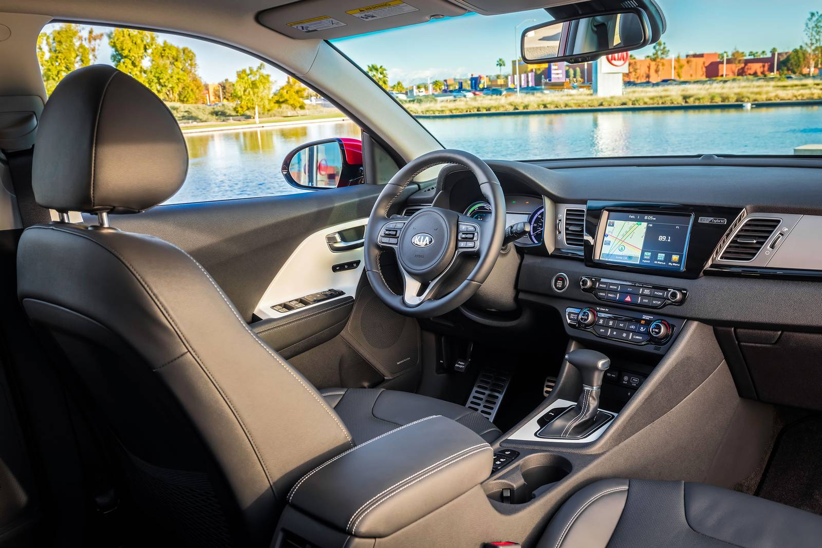 2017 Kia Niro interior I
