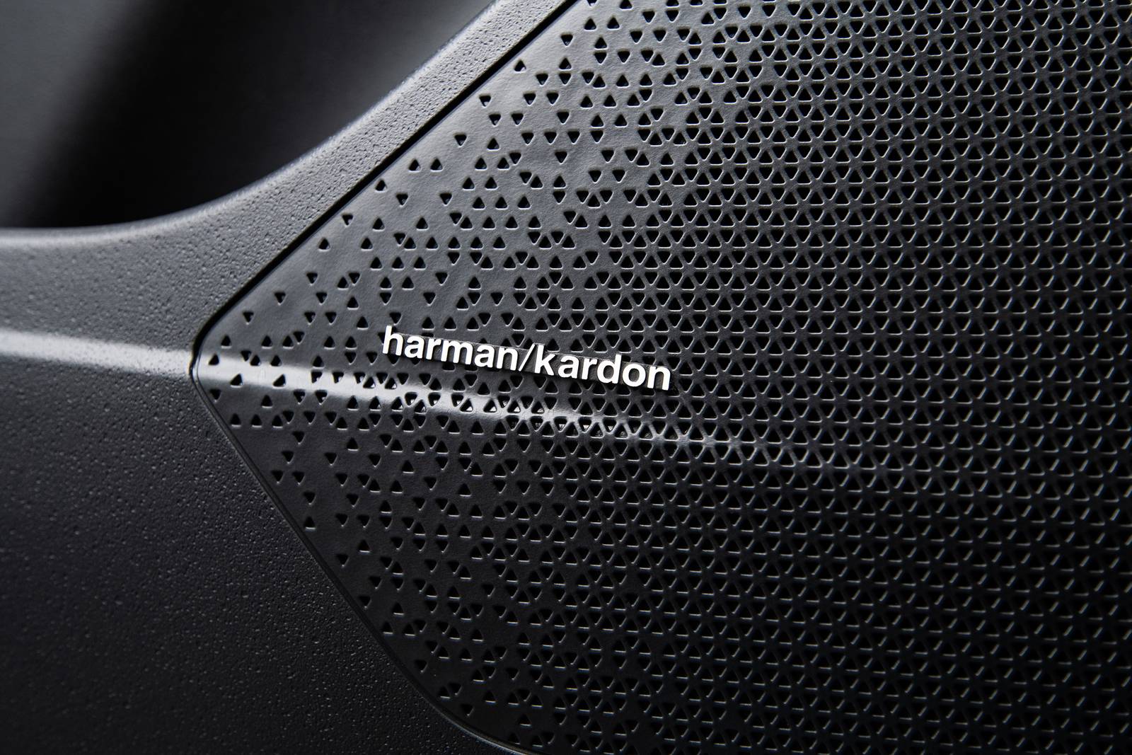 2023 Kia Niro front safety DETAIL