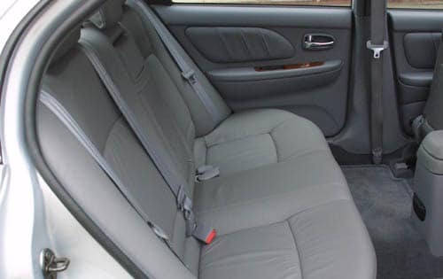 2001 Kia Optima interior RI