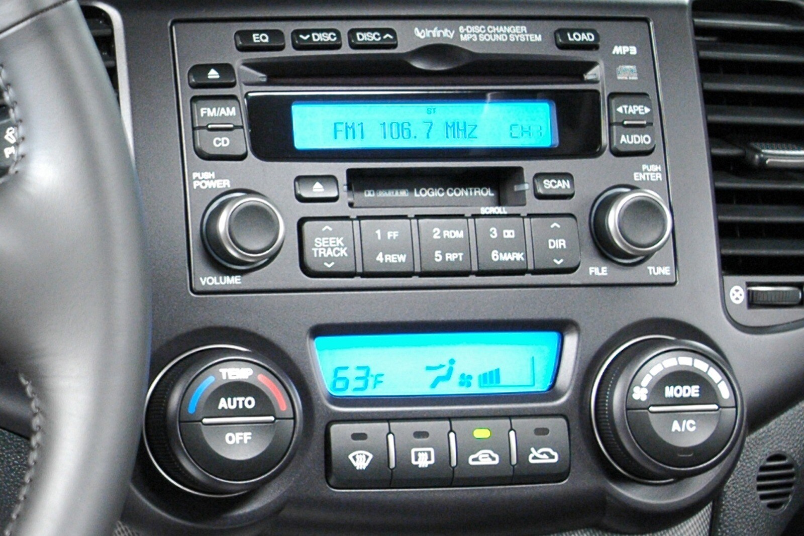 2007 Kia Optima interior CC