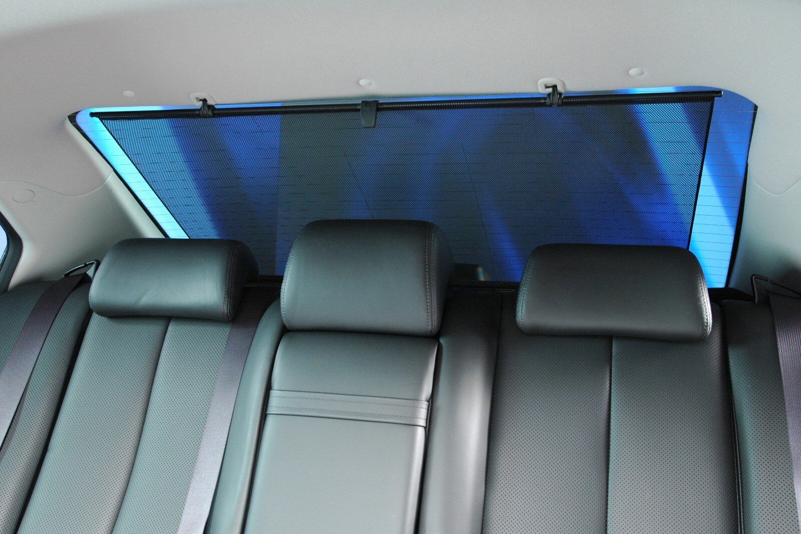 2007 Kia Optima interior RI