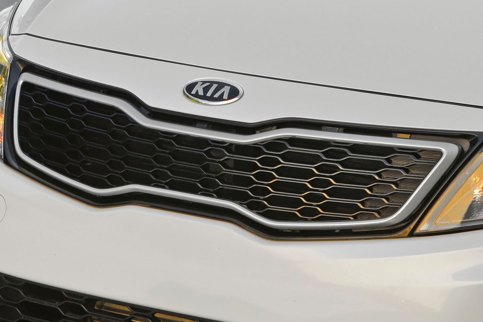 2012 Kia Optima exterior FBDG