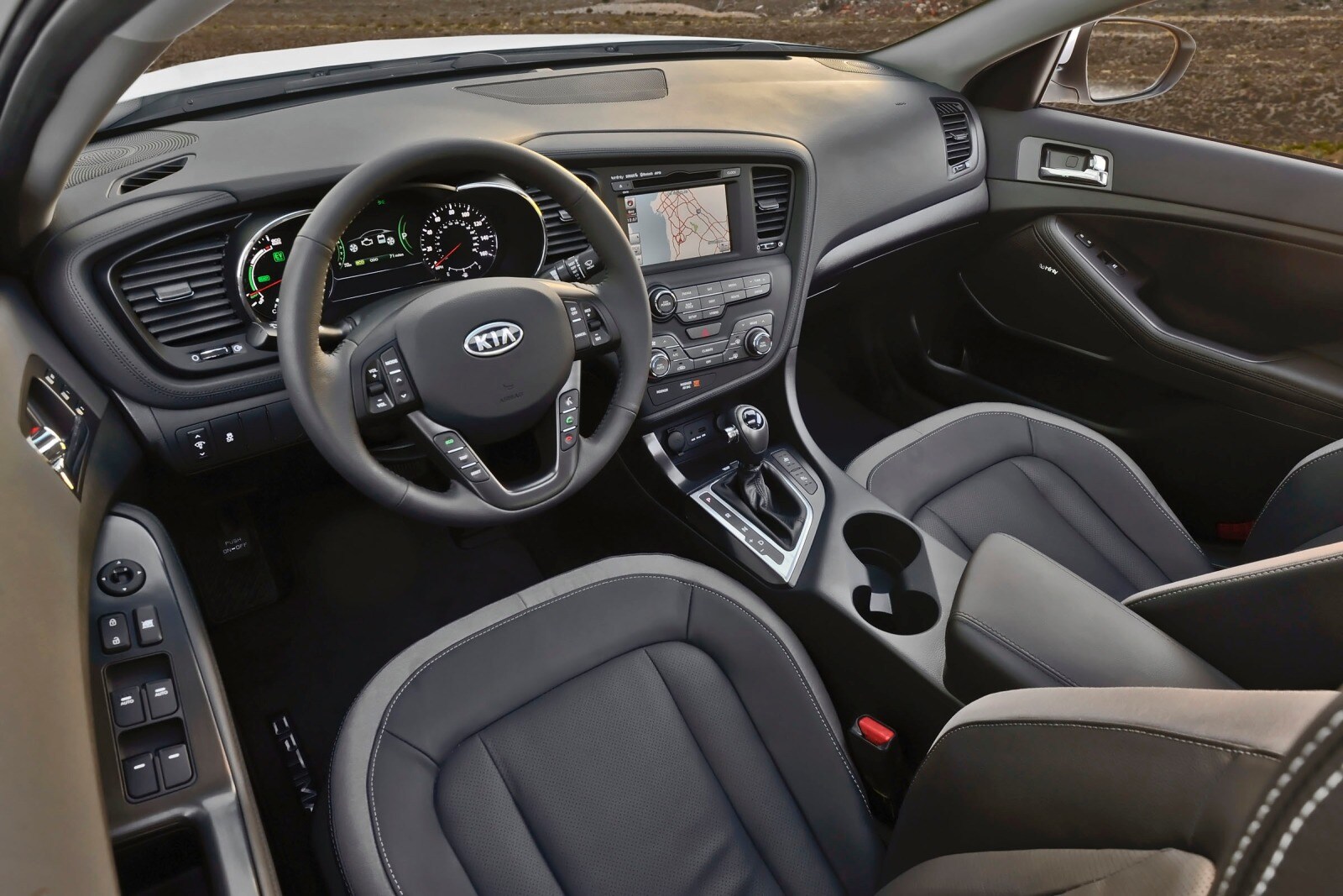 2012 Kia Optima interior I