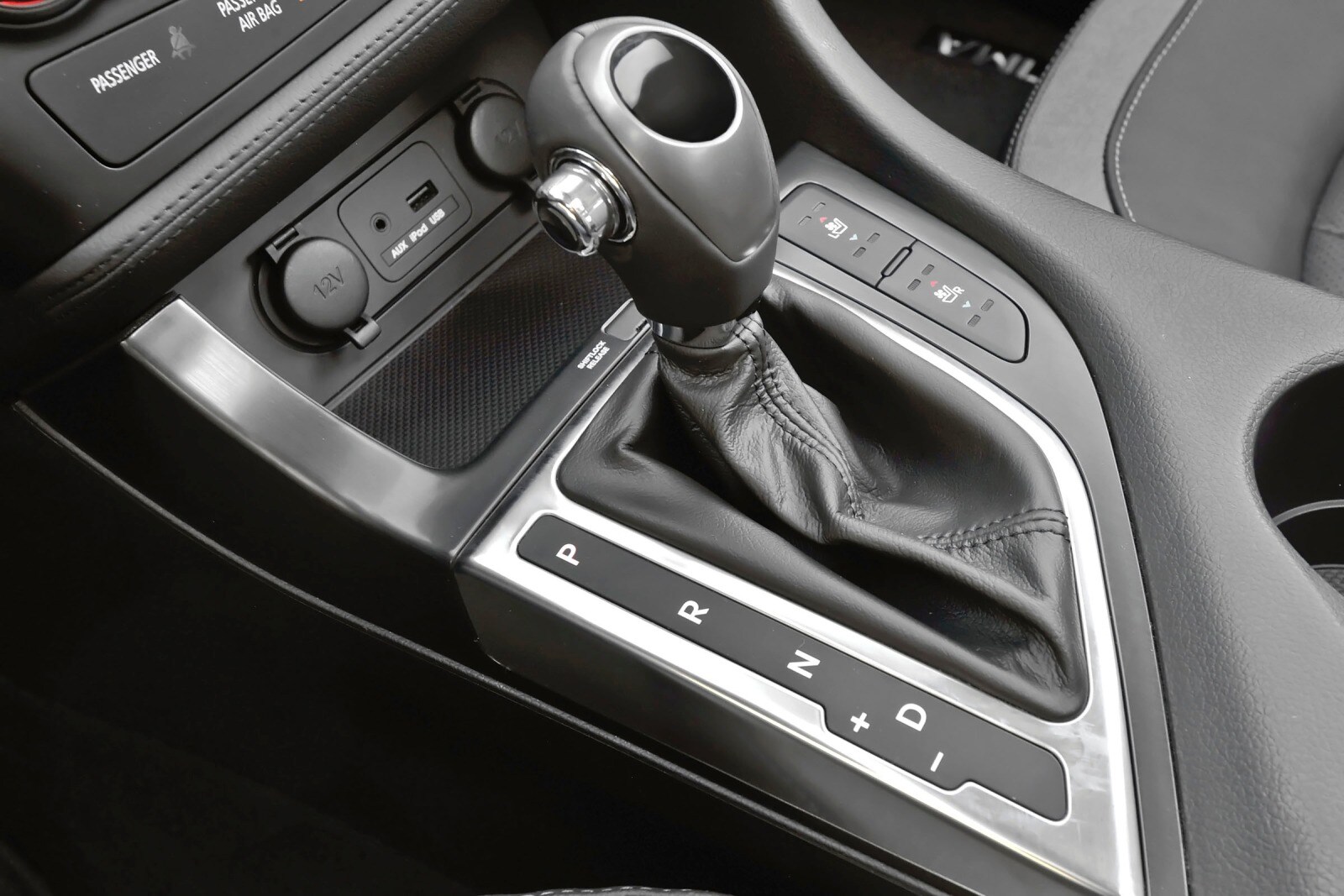 2013 Kia Optima interior SHF