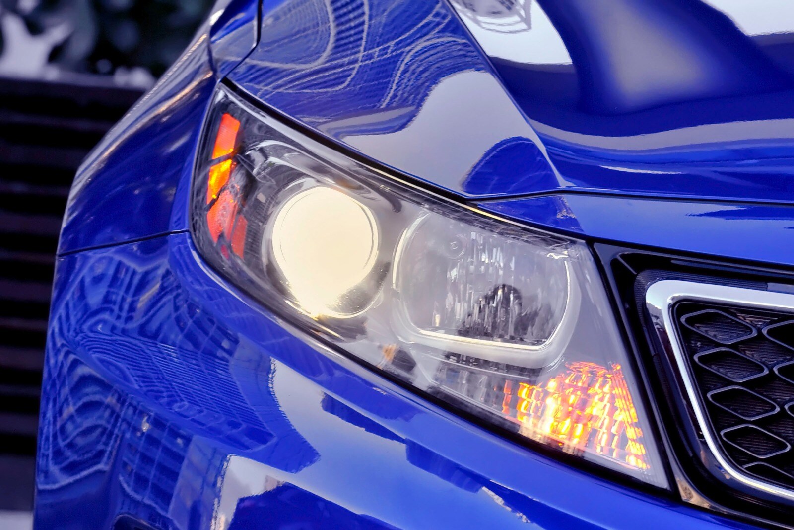 2013 Kia Optima front safety EDETAIL