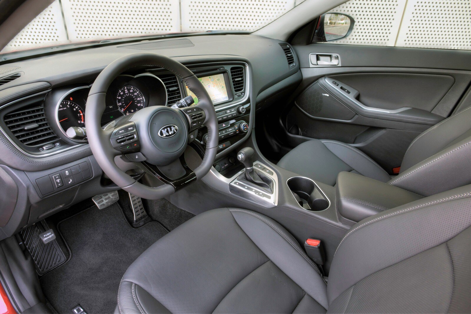 2014 Kia Optima interior I