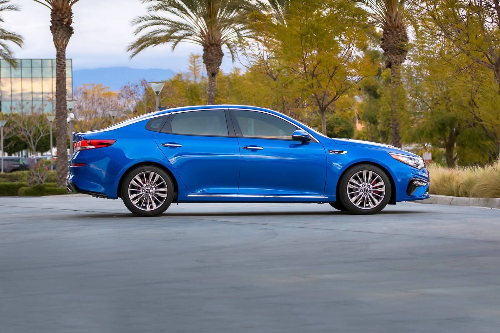 2019 Kia Optima exterior S