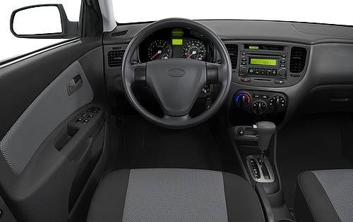 2008 Kia Rio interior D