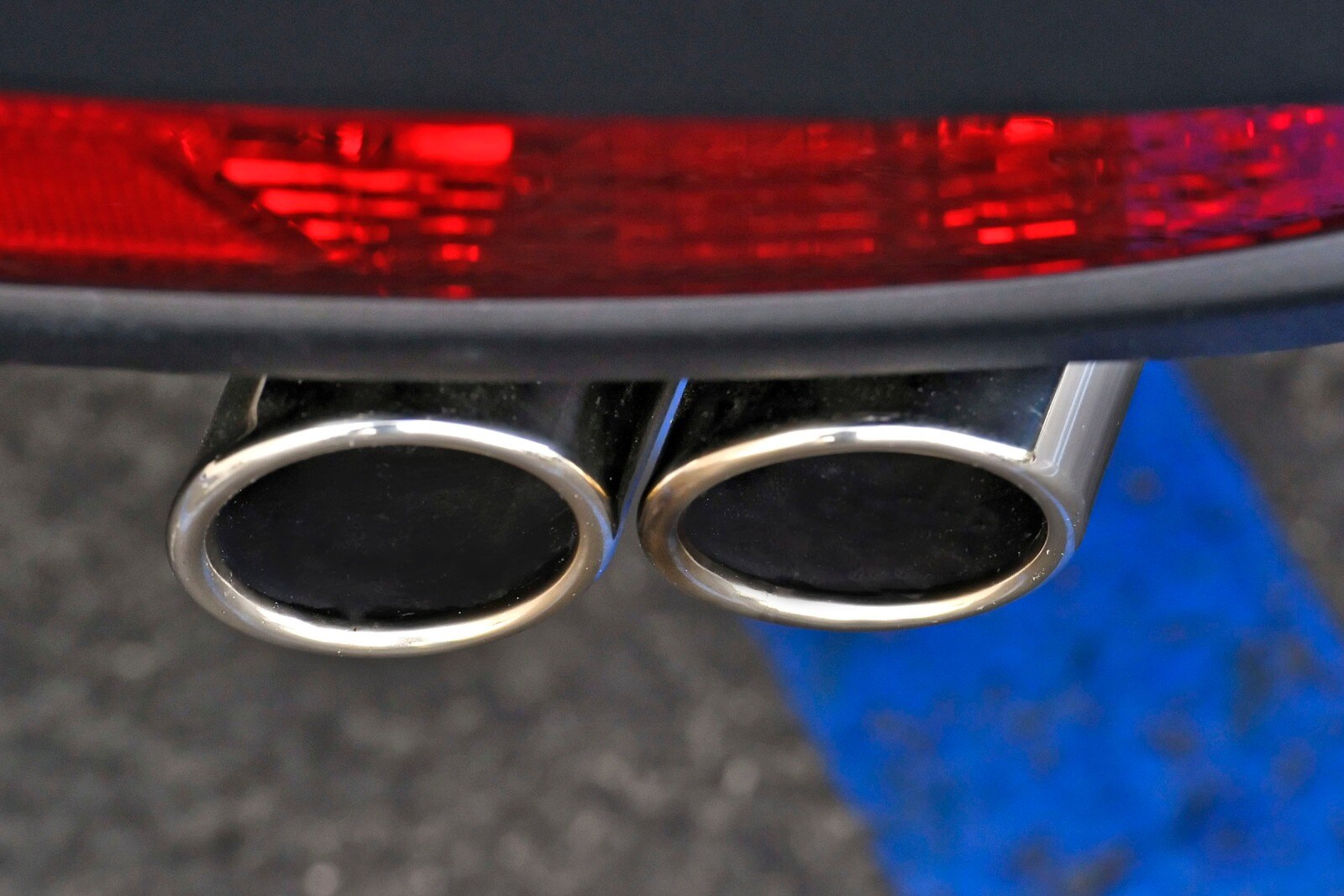 2014 Kia Rio front safety EDETAIL