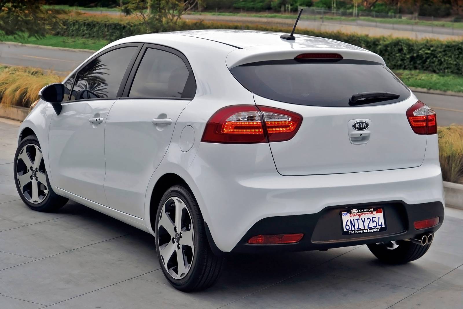 2015 Kia Rio exterior FOG