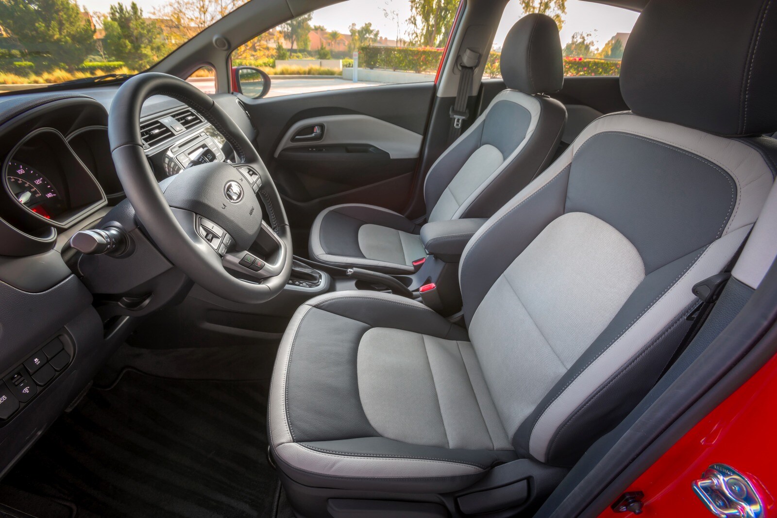 2017 Kia Rio interior I