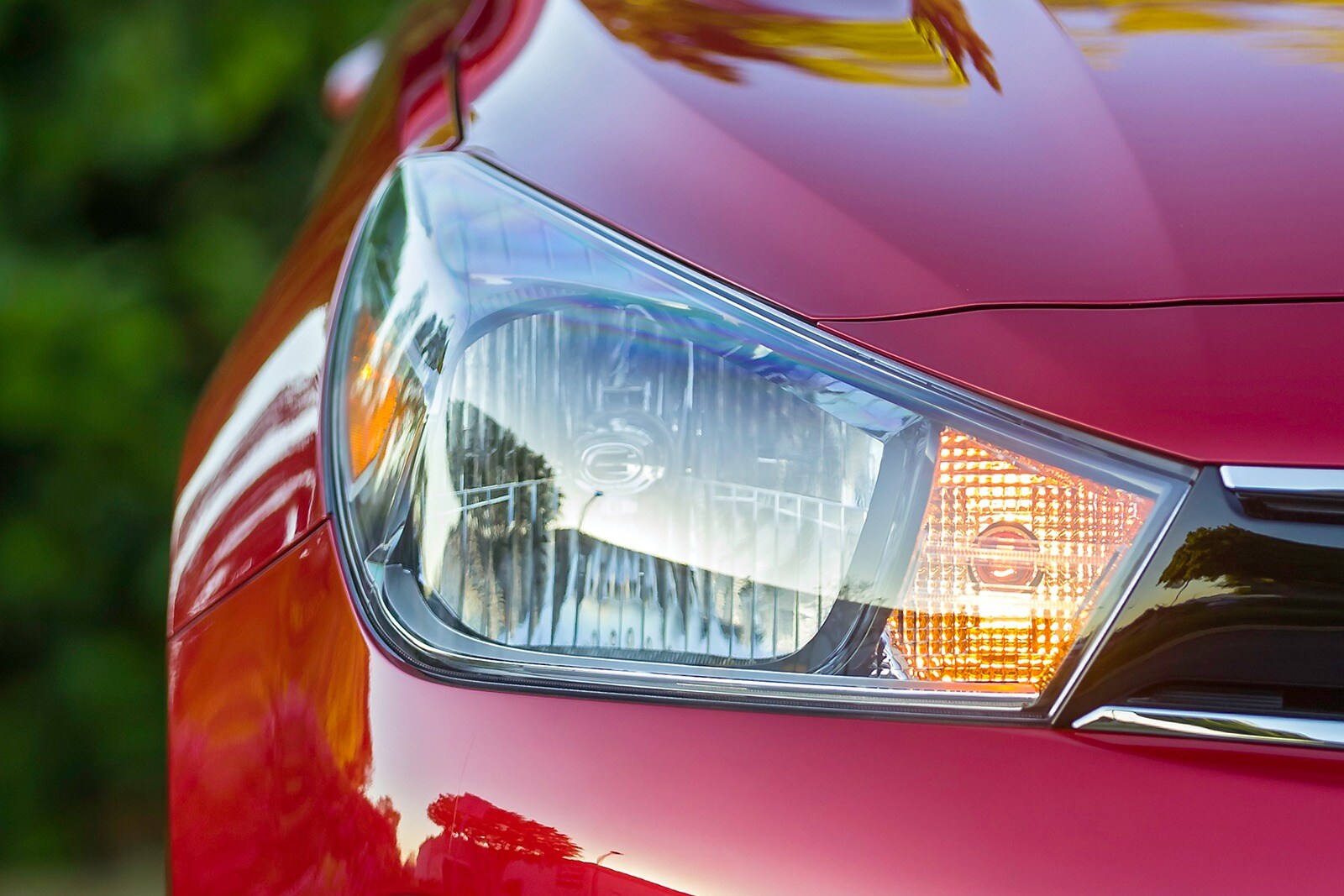 2018 Kia Rio exterior EDETAIL