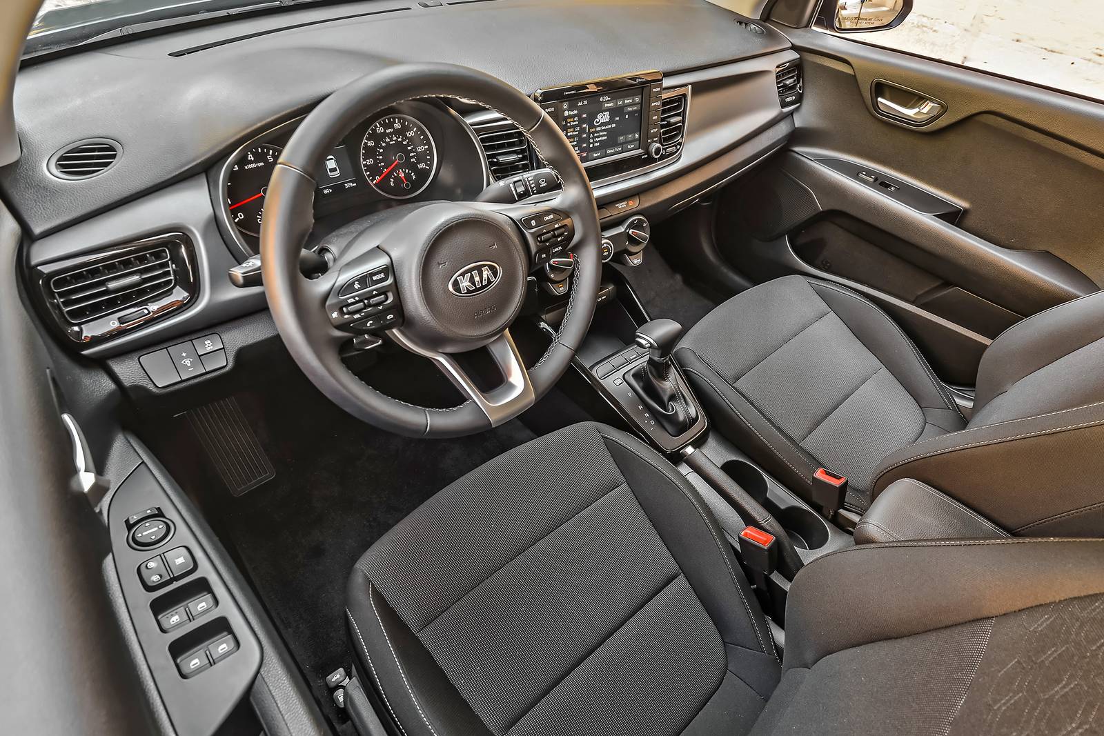 2018 Kia Rio interior SWD