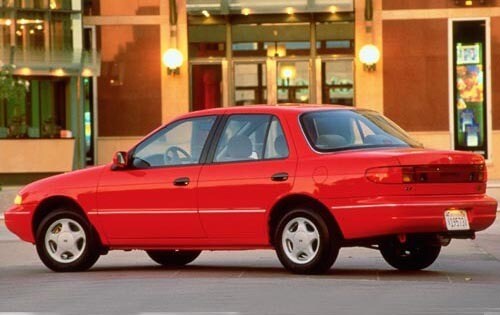1995 Kia Sephia 4 Dr GS Sedan