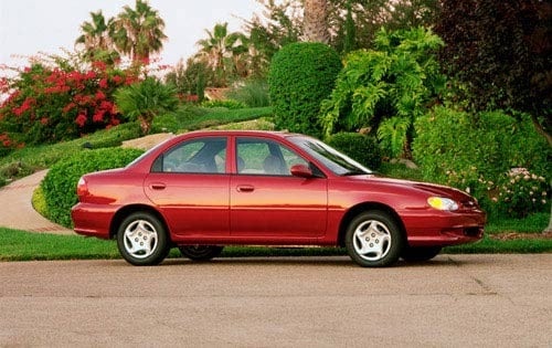 1999 Kia Sephia 4 Dr LS Sedan