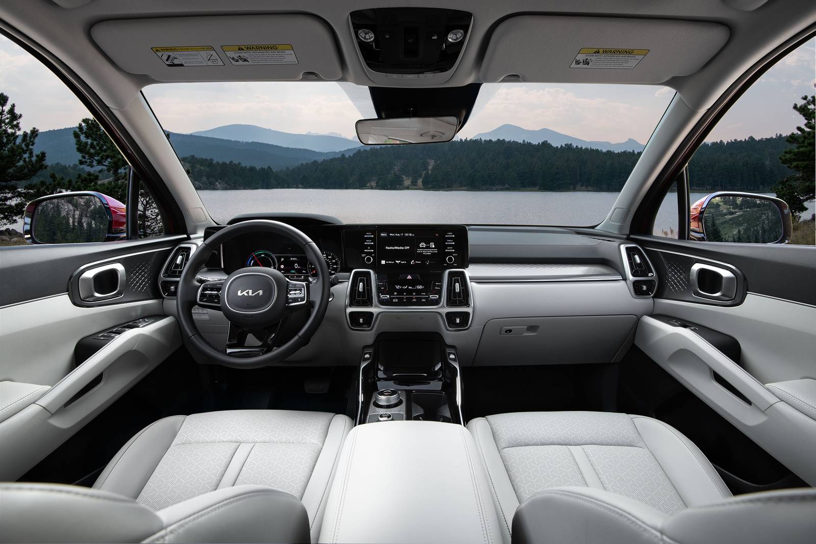 2022 Kia Sorento Hybrid interior D