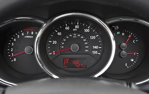2011 Kia Sorento interior G