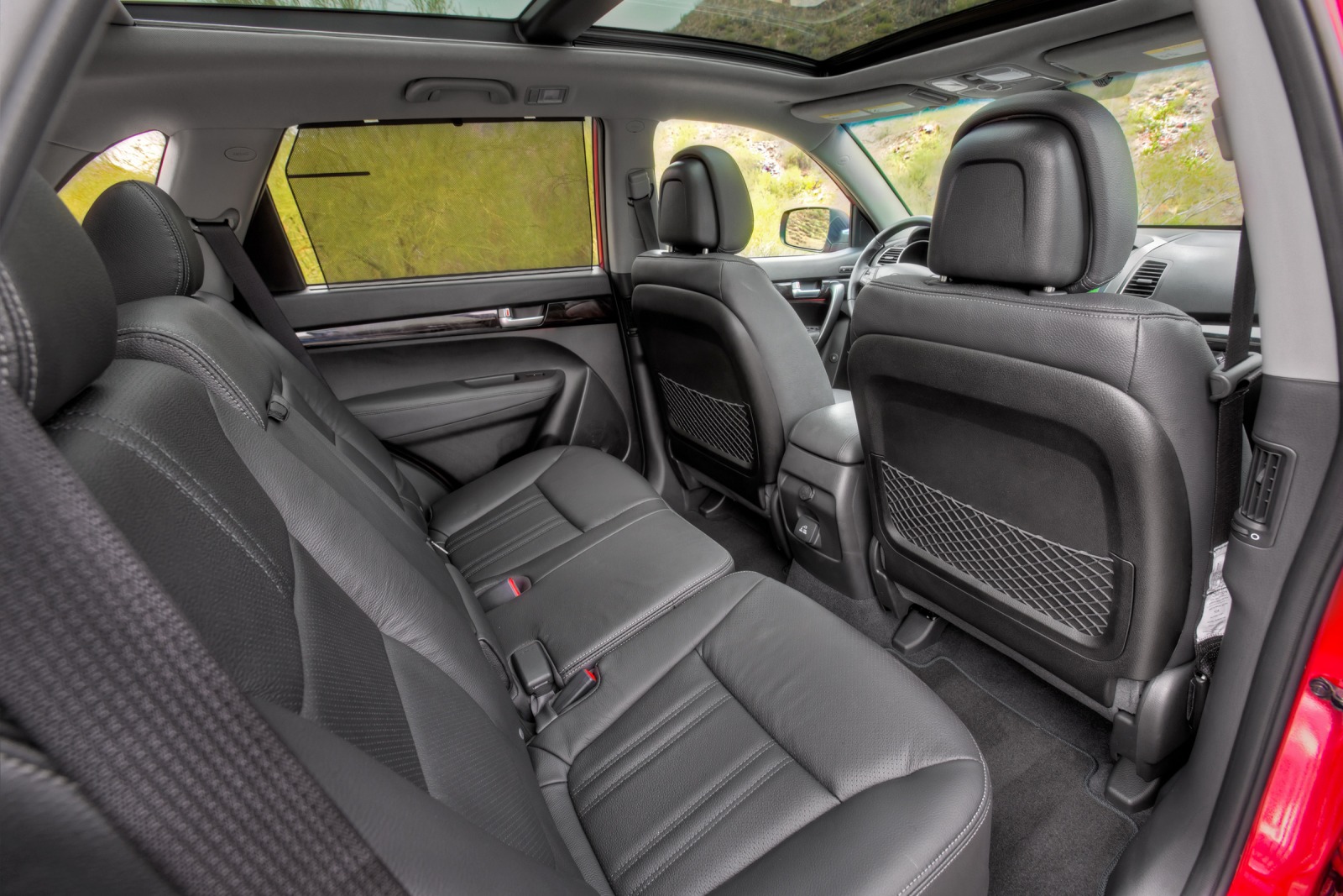 2015 Kia Sorento interior RI