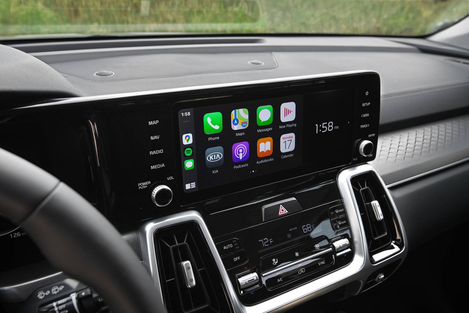 2020 Kia Sorento interior CC