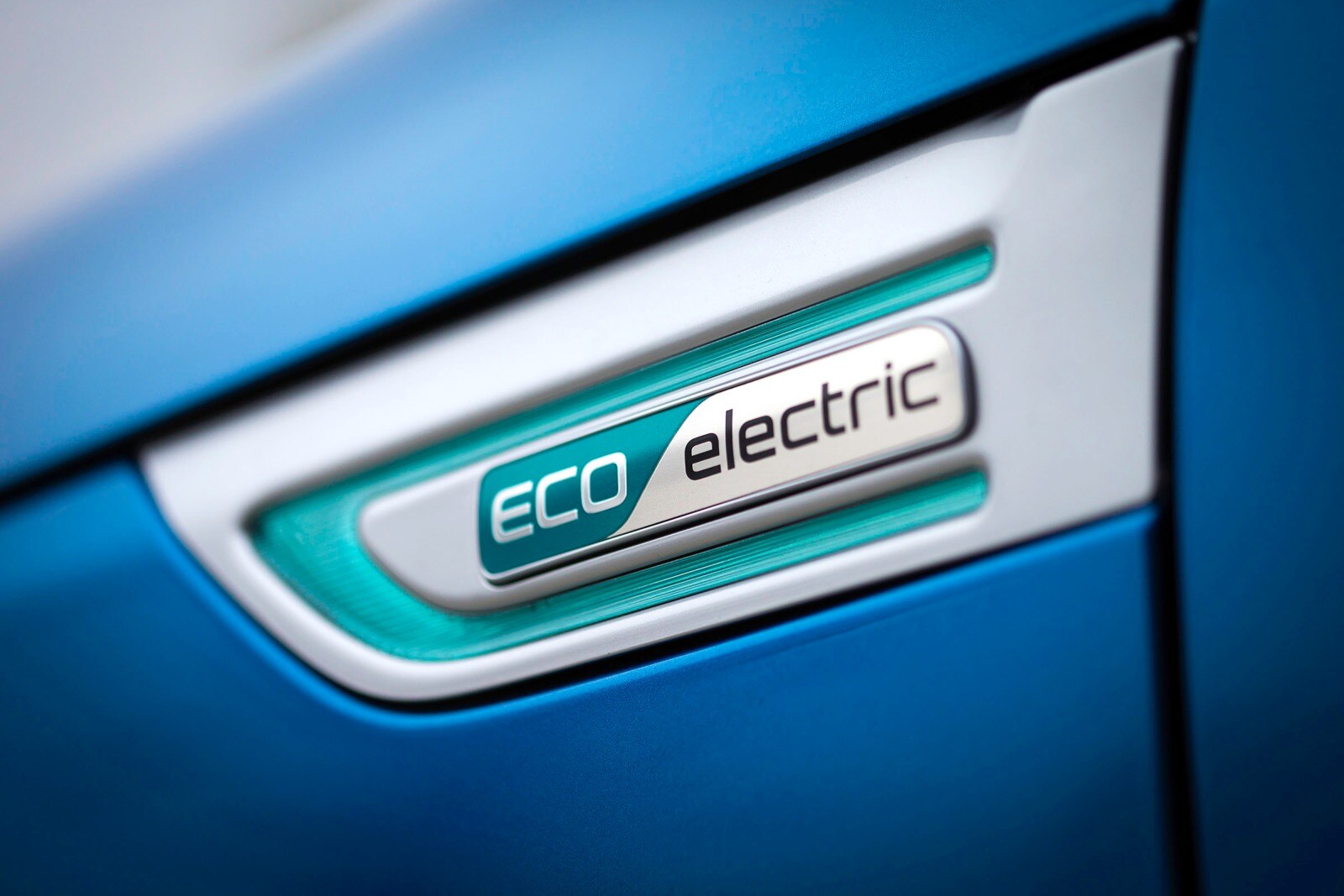 2016 Kia Soul EV exterior FBDG