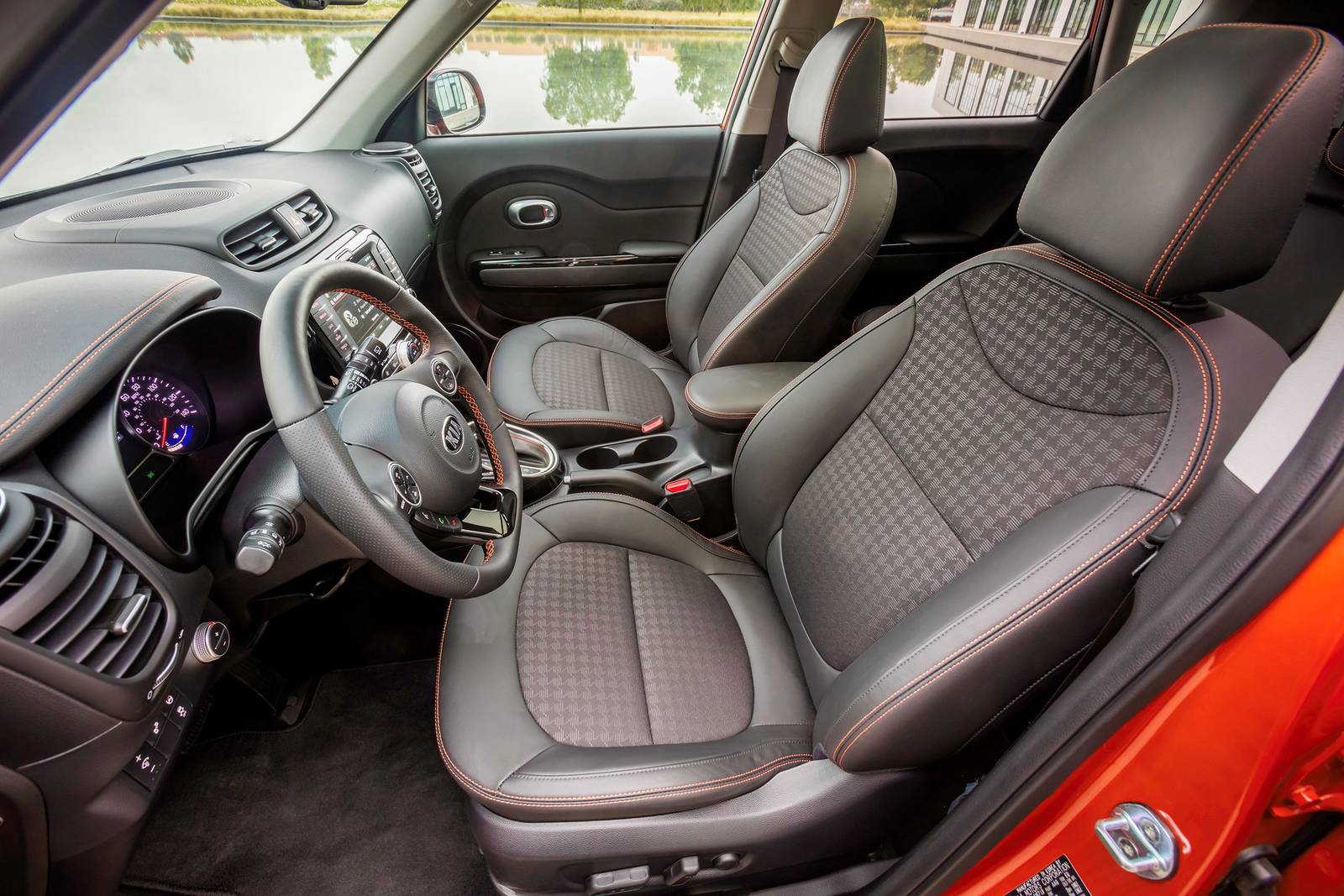 2017 Kia Soul interior I